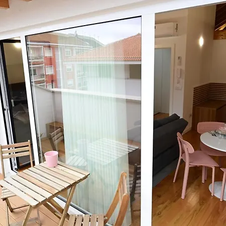 Casa Do Po, Local למאגו